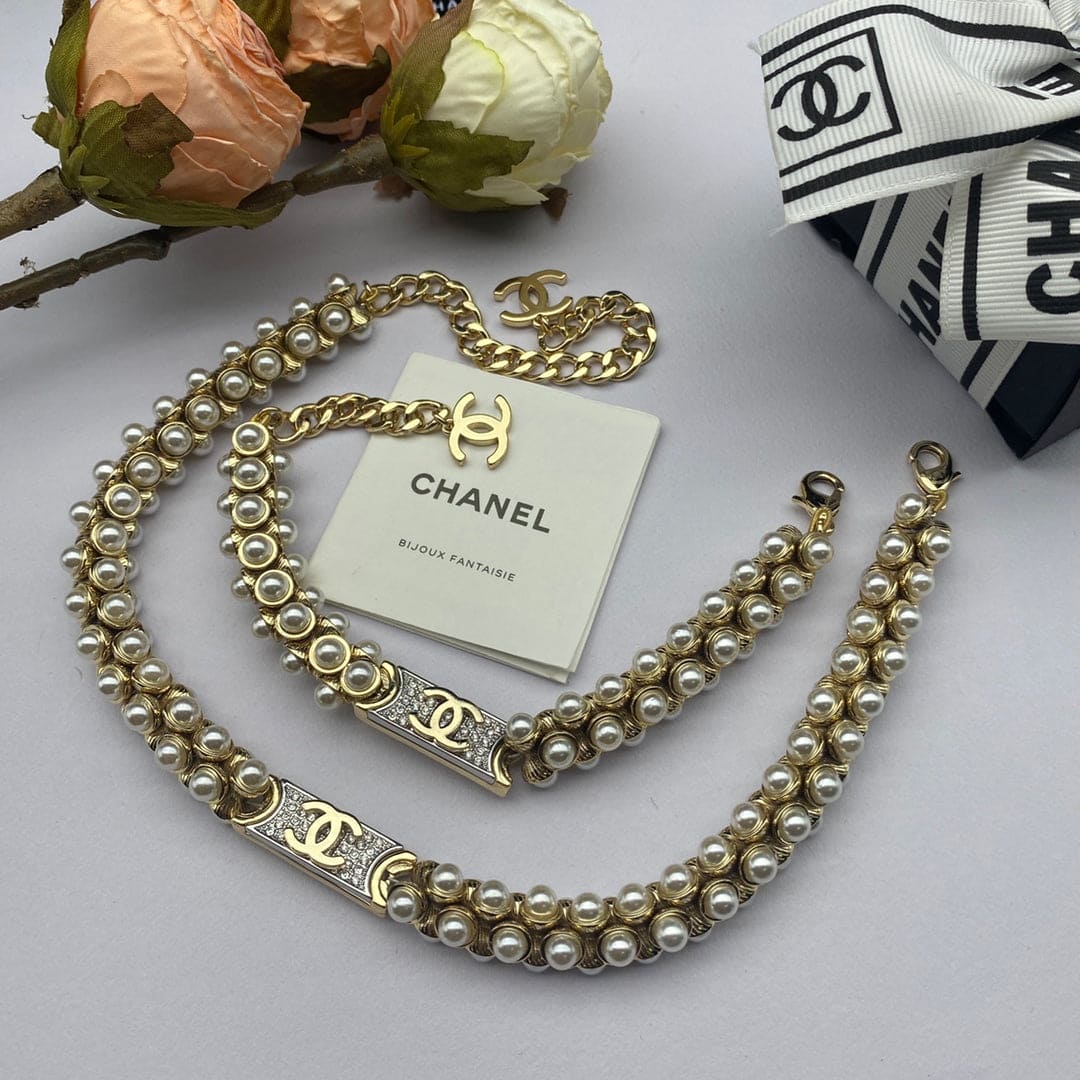 18K  Chanel Pearls Chain Necklace
