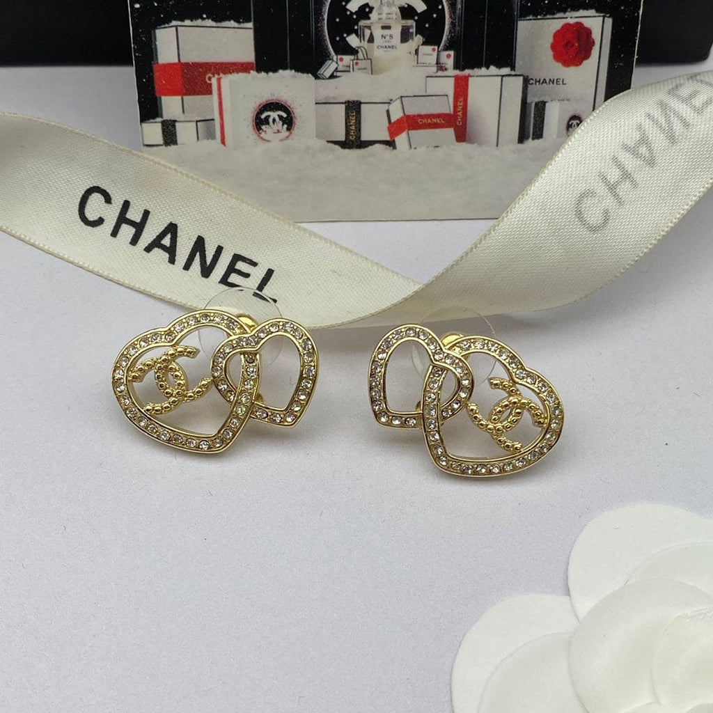 18K  Chanel Heart Diamonds Earrings