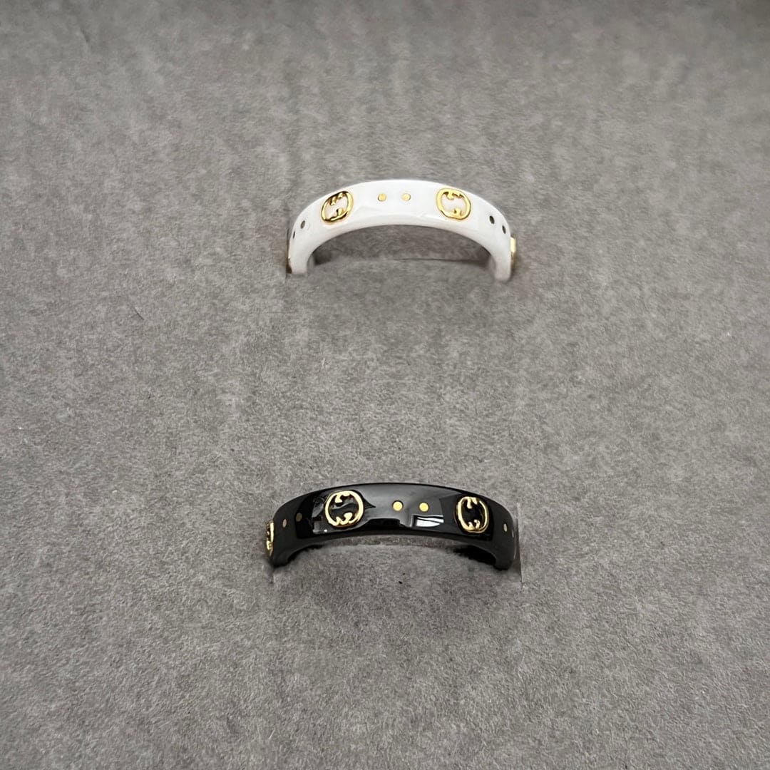 18K Double Gucci Icon Black Corundum Ring