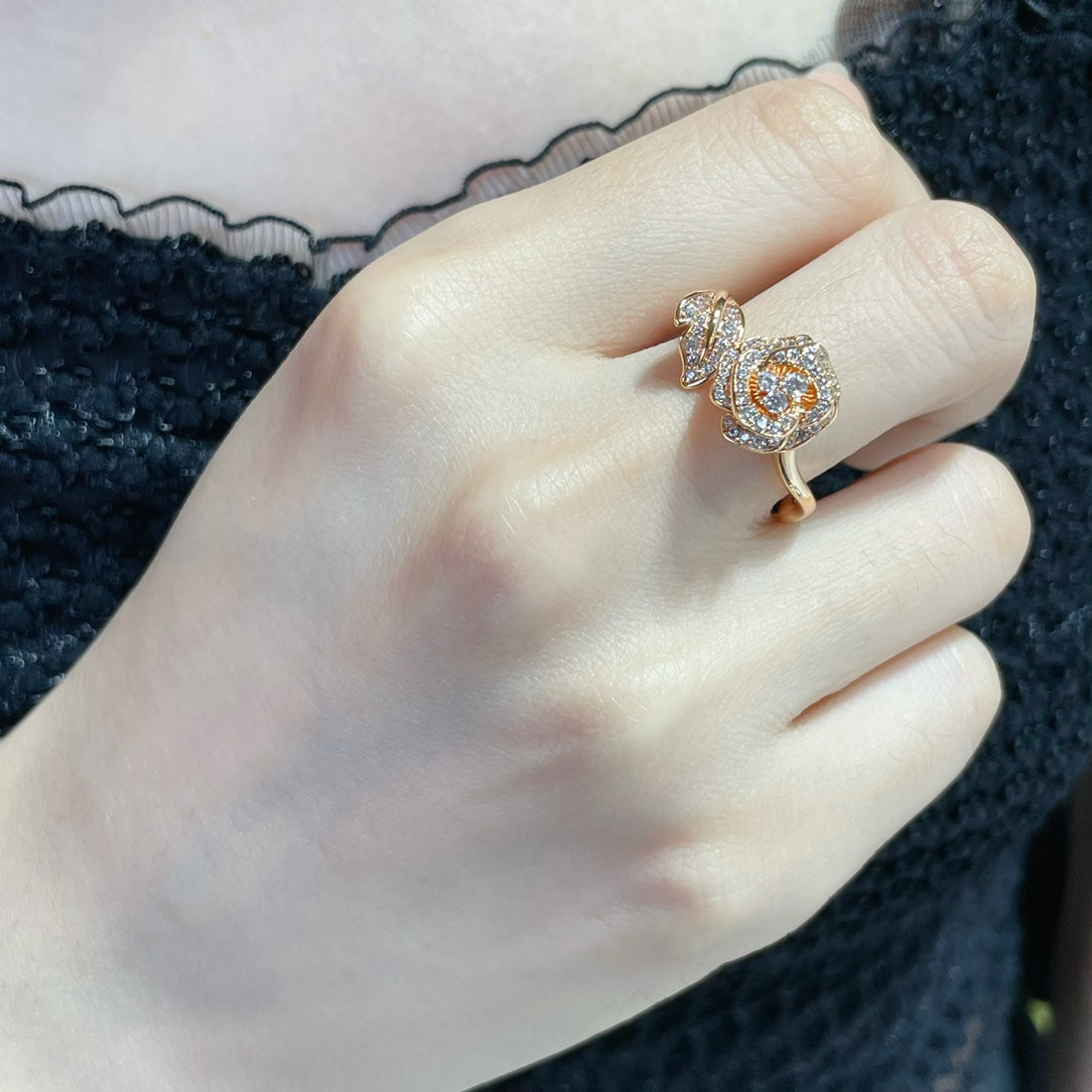 18K Dior Rose Bagatelle Ring