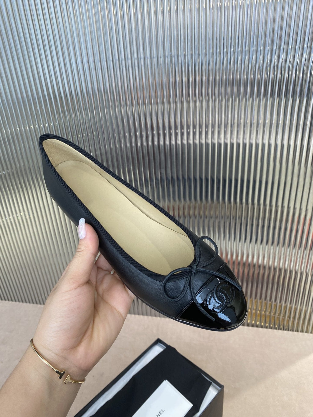 CHANEL BALLET FLATS BLACK BEIGE LAMBSKIN