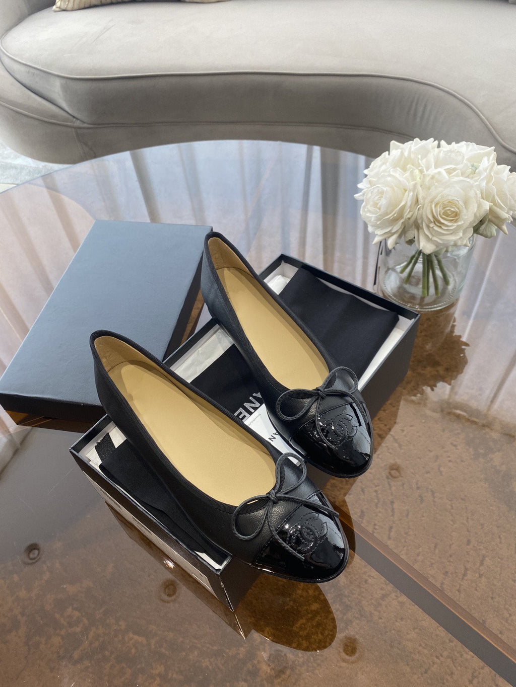 CHANEL BALLET FLATS BLACK BEIGE LAMBSKIN