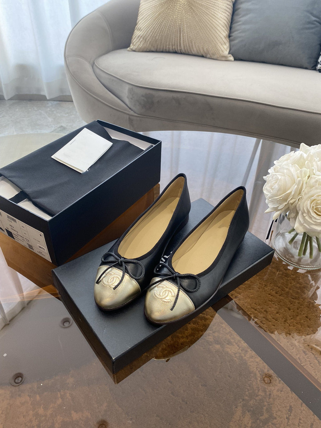 CHANEL BALLET FLATS BLACK LIGHT GOLD LAMBSKIN