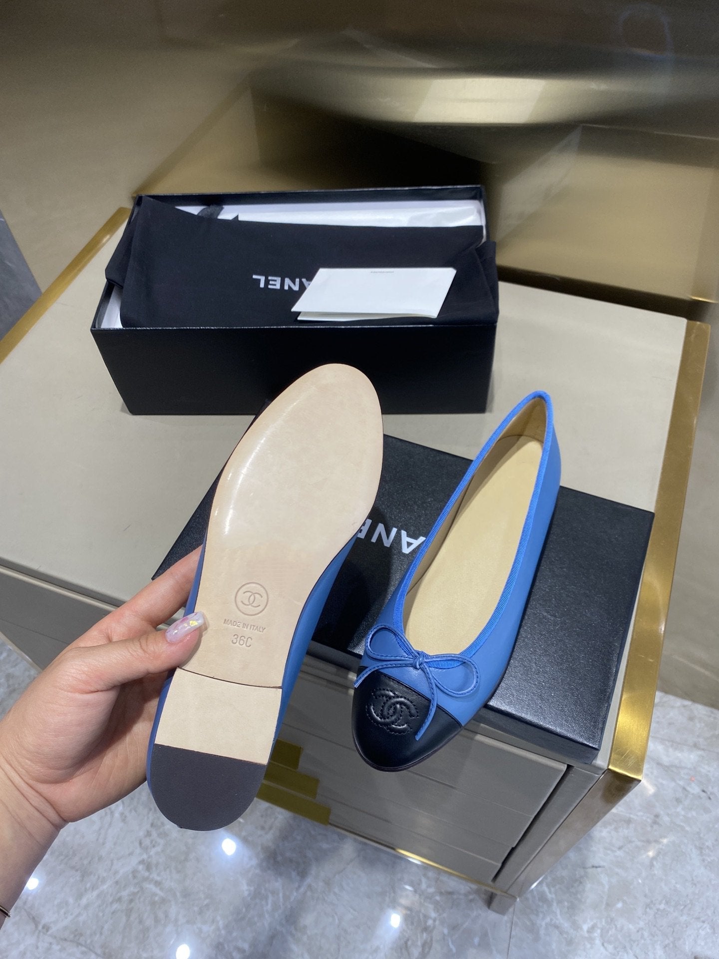CHANEL BALLET FLATS BLUE BLACK LAMBSKIN
