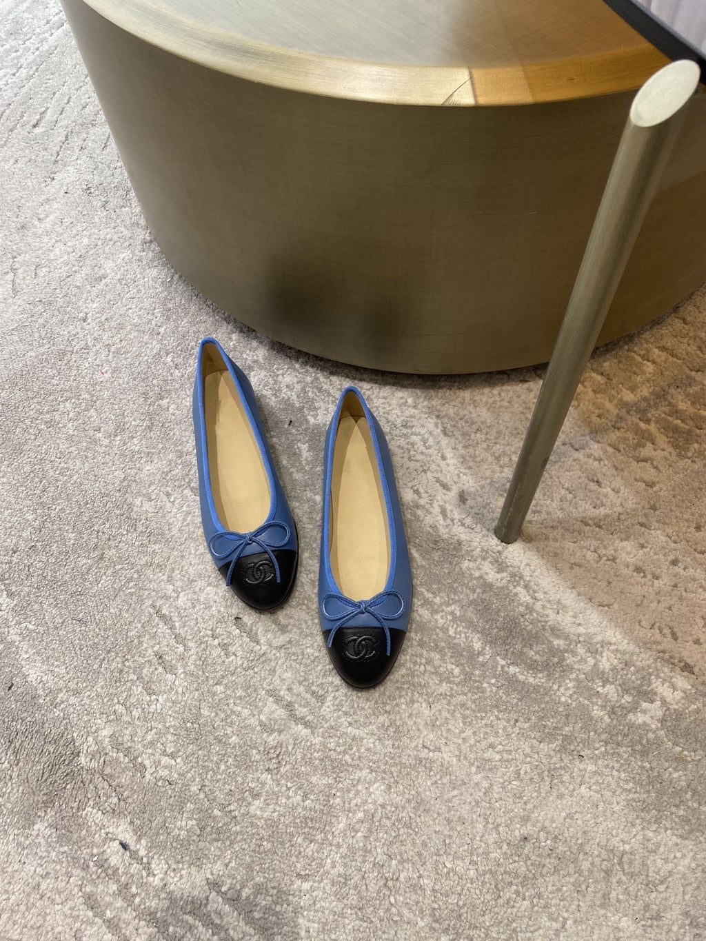 CHANEL BALLET FLATS BLUE BLACK LAMBSKIN