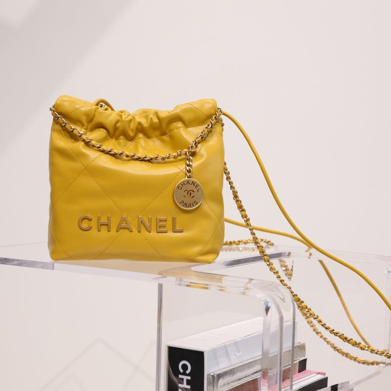 CHANEL HOBO BAG 22 YELLOW LAMBSKIN GOLD HARDWARE
