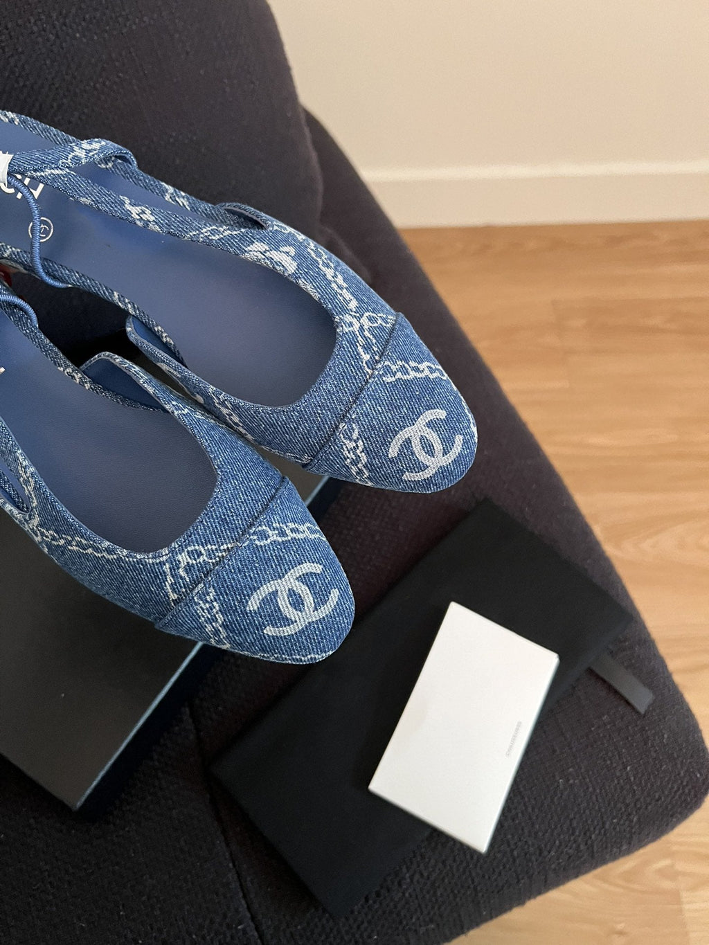 CHANEL slingbacks blue denim