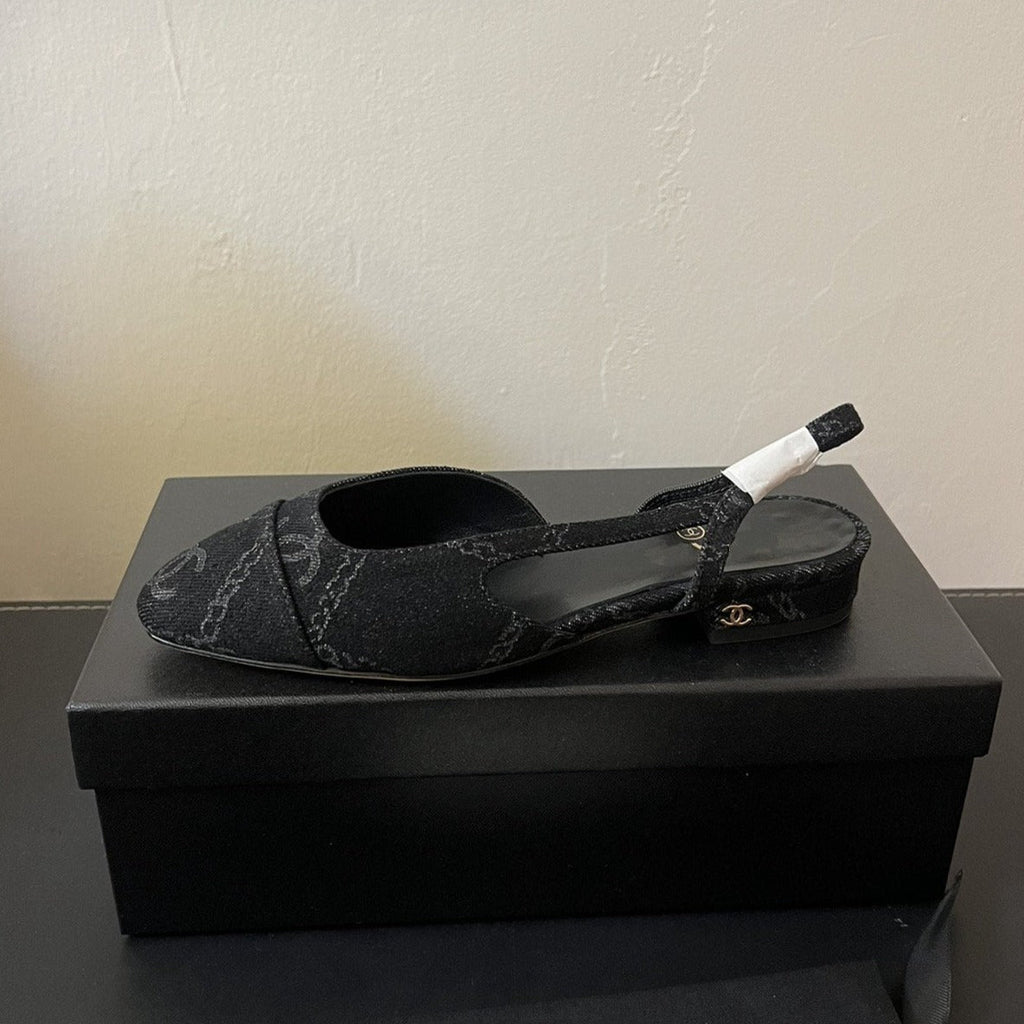 CHANEL slingbacks black denim