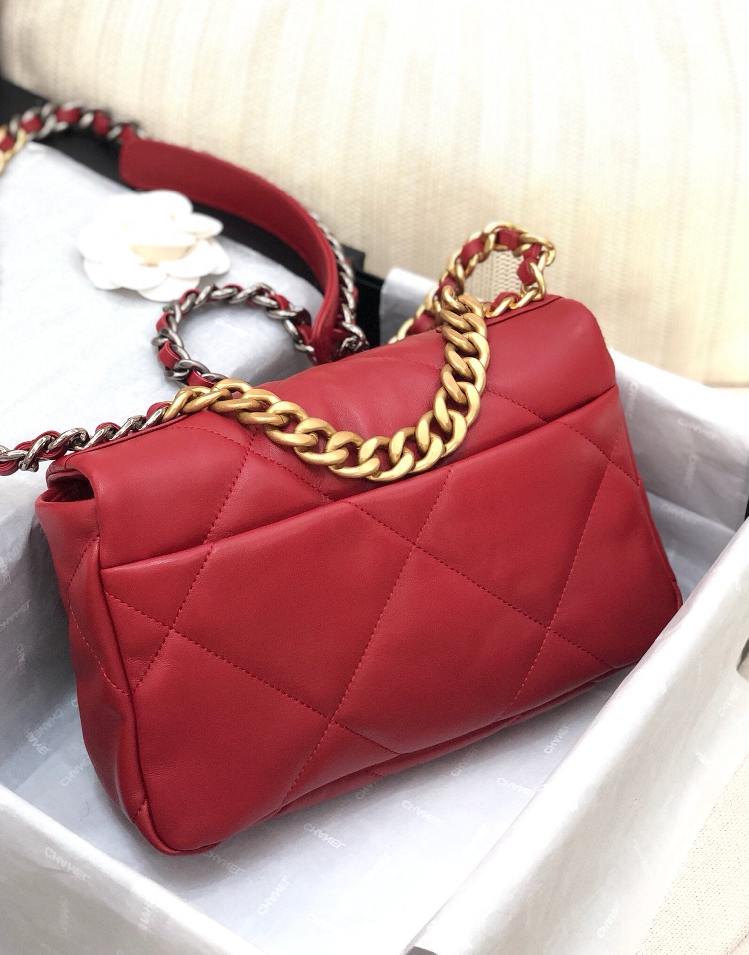 CHANEL 19 FLAP BAG 26 RED LAMBSKIN GOLD HARDWARE