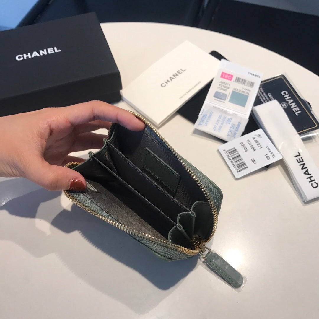 CHANEL ZIPPED COIN BASIC PURSE 11 TURQUOISE CALFSKIN GOLD ICON