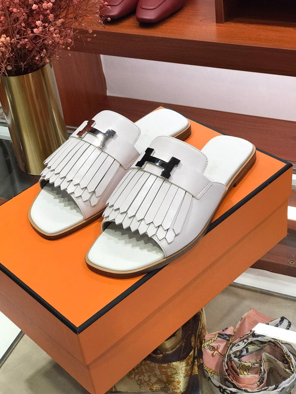 HERMES ROYAL SANDAL WHITE LAMBSKIN