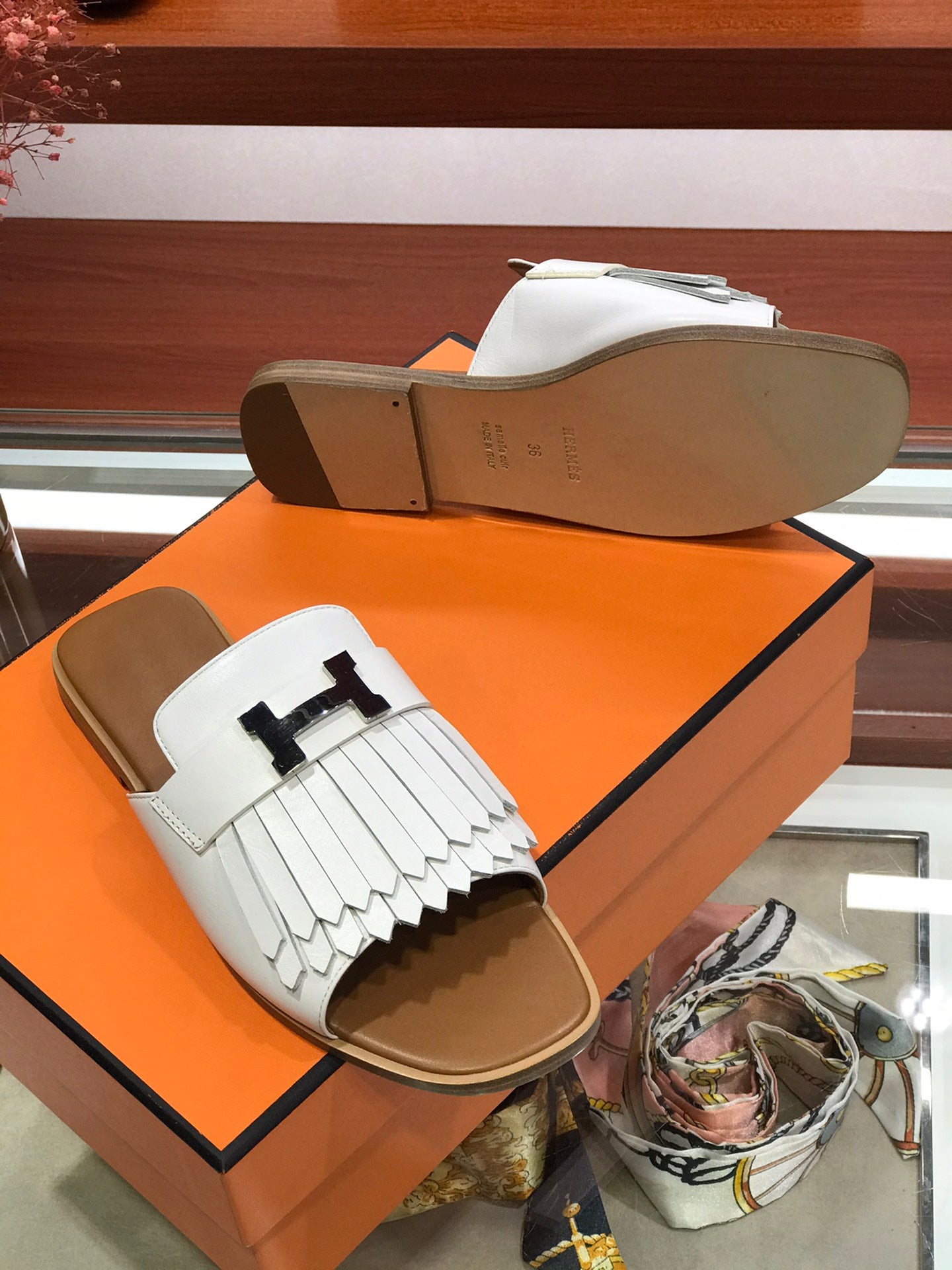 HERMES ROYAL SANDAL CARAMEL MIX WHITE LAMBSKIN