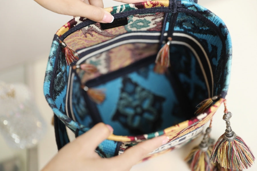 DIOR BUBBLE 25 BUCKET BAG IN MULTICOLOR CALFSKIN