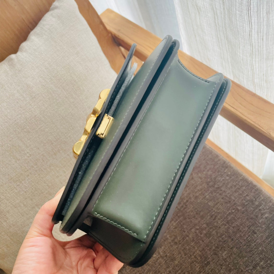 CELINE TRIOMPHE BOX 18 CALFSKIN SEA GREEN