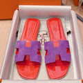 HERMES 0RAN SANDALS IN VIOLET PURPLE SUEDE AND CHERRY RED CALFSKIN