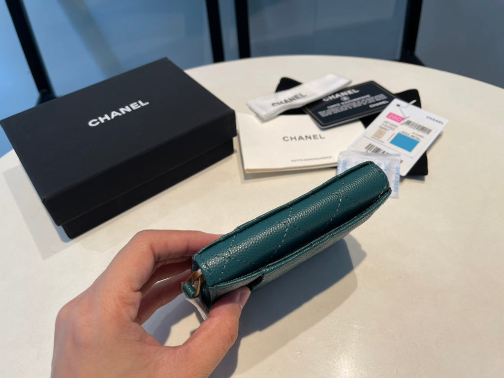 CHANEL ZIPPED COIN PURSE 11 OCEAN GRAINED CALFSKIN