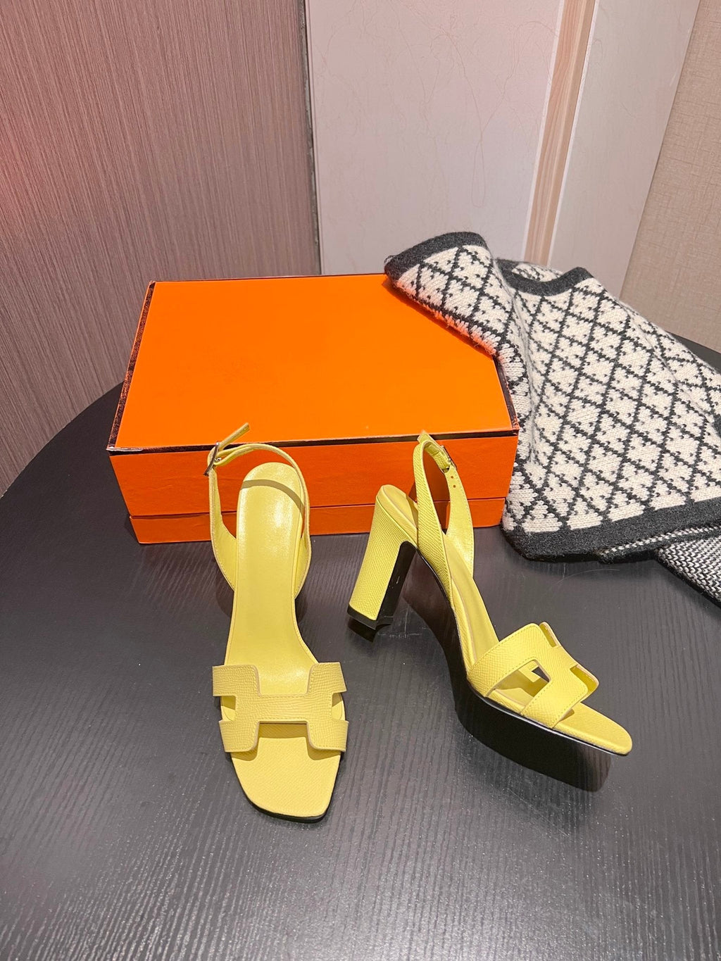 HERMES Slingback Sandal Eternite 95 Lemon