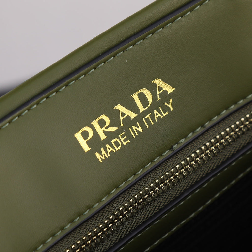 PRADA LARGE 39 TOTE IN OLIVE GREEN CALFSKIN GOLD HARDWARE