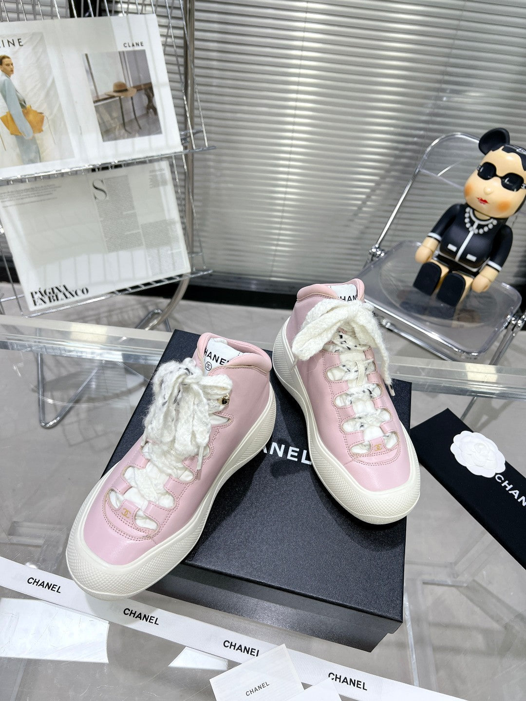 CHANEL CANO ALTO SNEAKER IN BLUSH PINK CALFSKIN AND WHITE RUBBER