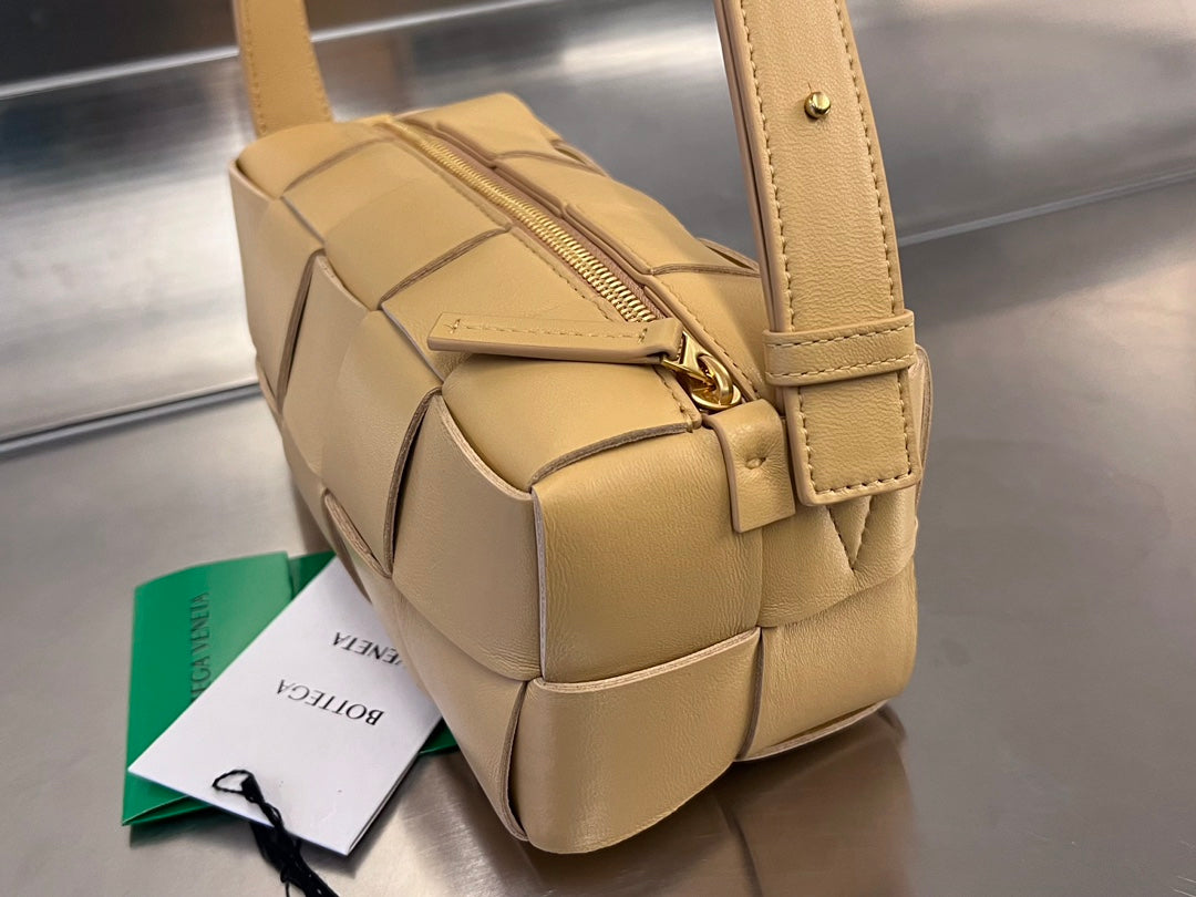 BOTTEGA VENETA BRICK CASSETTE 28 IN HARVEST GOLD CALFSKIN