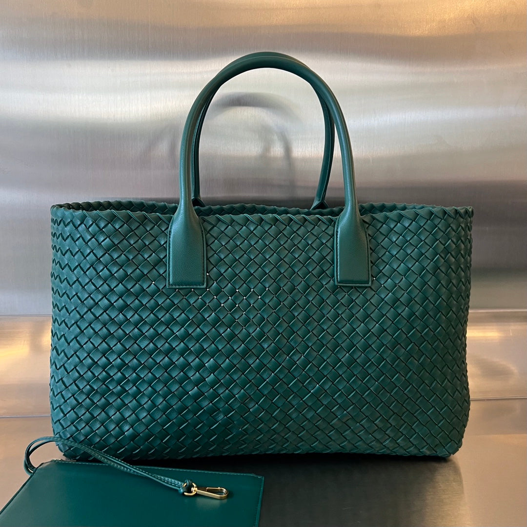 BOTTEGA VENETA LARGE CABAT 51 IN KAITOKE GREEN LAMBSKIN