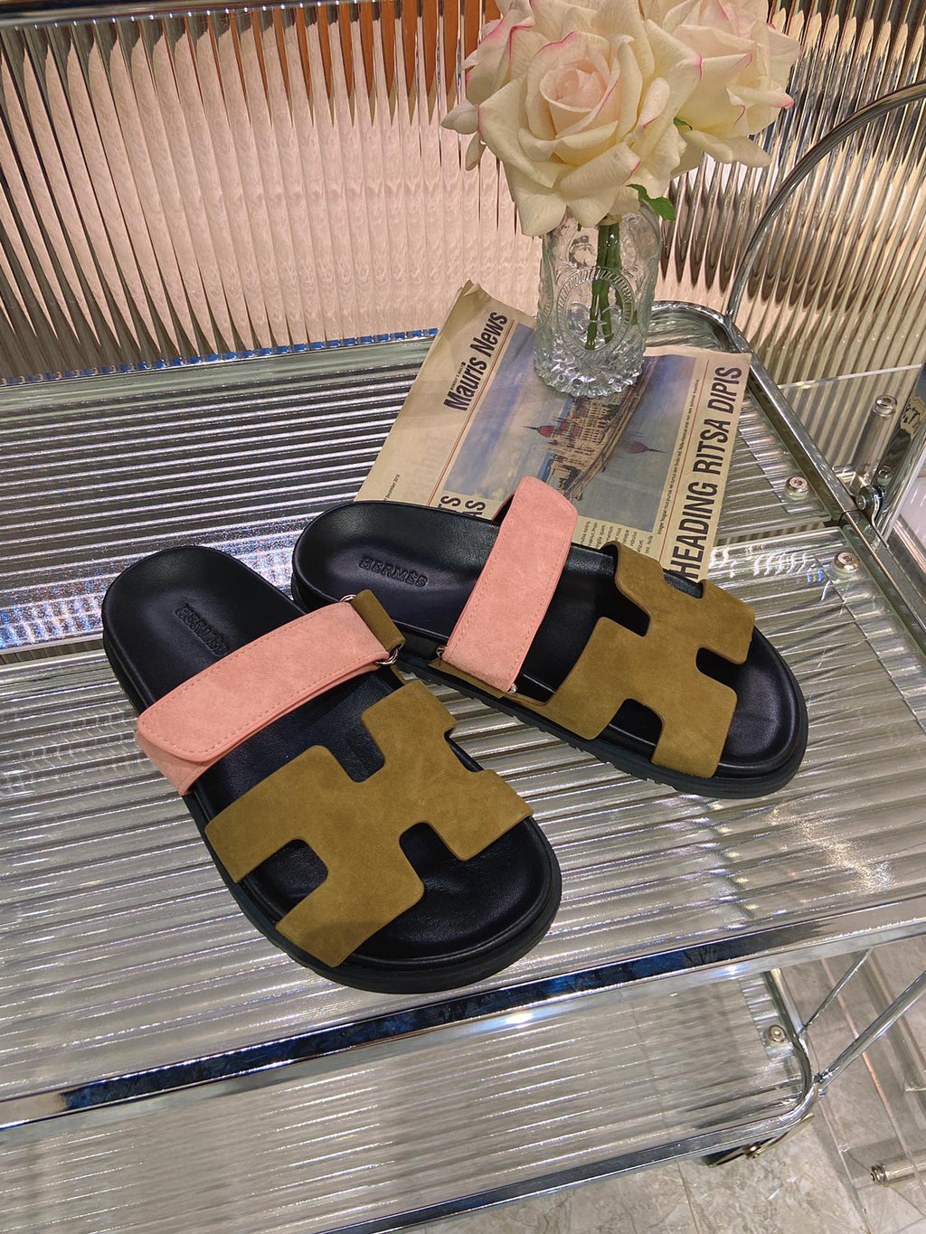 HERMES CHYPRE SANDAL ARMY MIX LIGHT PINK SUEDE