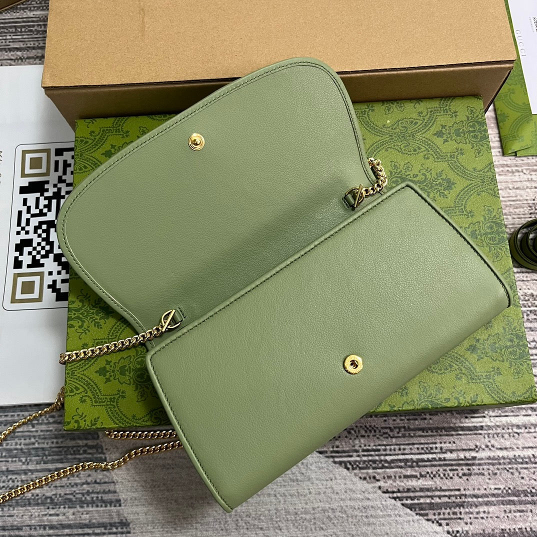 GUCCI BLONDIE SHOULDER BAG 21 IN GREEN CALFSKIN GOLD HARDWARE