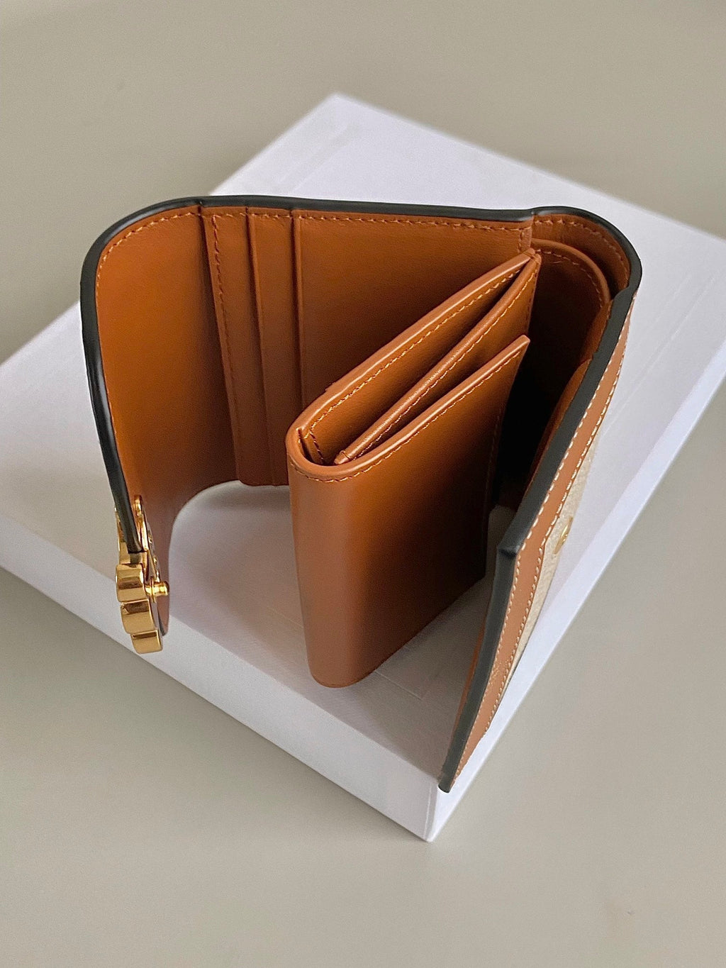 CELINE TRIPHOME 10 TRIFOLD WALLET CALFSKIN AND CANVAS WHITE BROWN