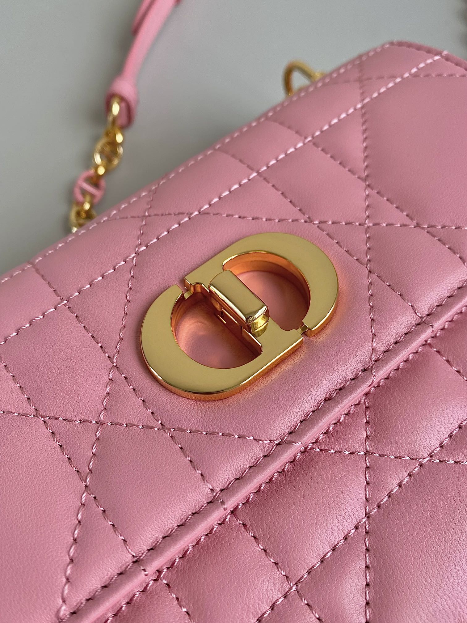 DIOR MINI CHAIN BAG 17 IN LIGHT PINK CALFSKIN