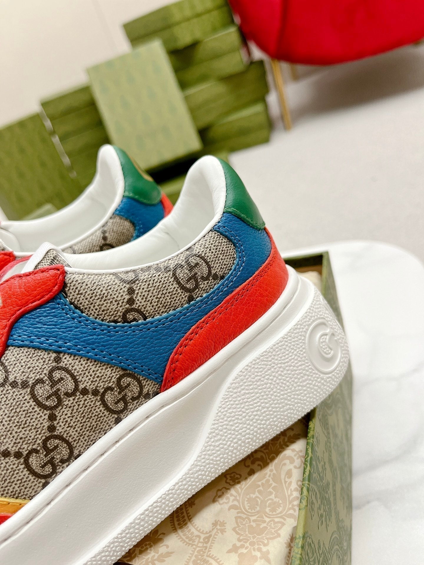 GUCCI TRAINER LIGHT BROWN AND CANDY CALFSKIN