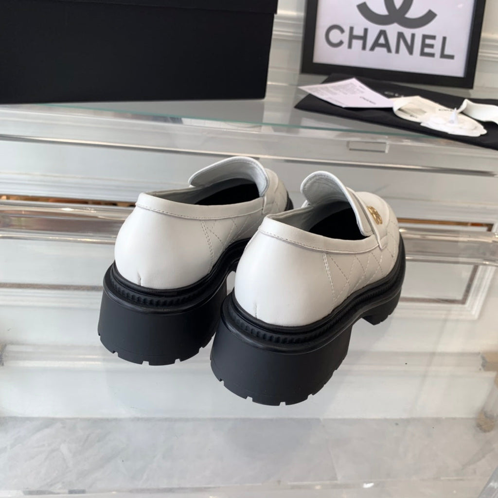 CHANEL MOASINS white CALFSKIN