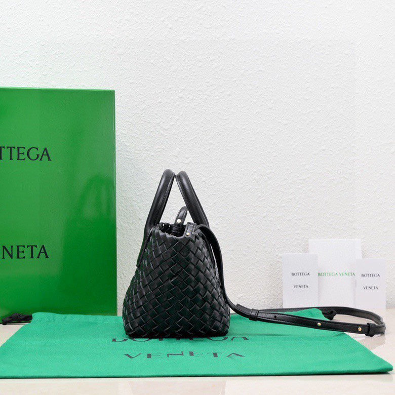 BOTTEGA VENETA Mini Cabat 20cm Black Lambskin Ghw