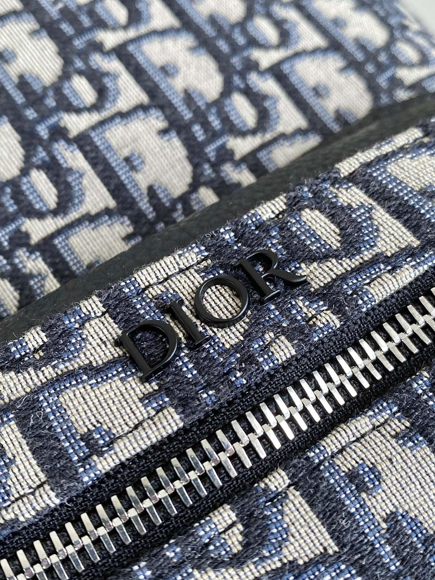 DIOR LARGE BACKPACK 42 BLUE OBLIQUE JACQUARD