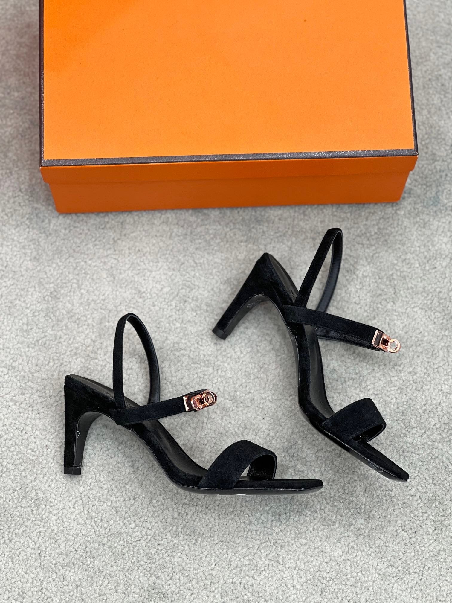 HERMES Glamour 75 Sandal Black Suede