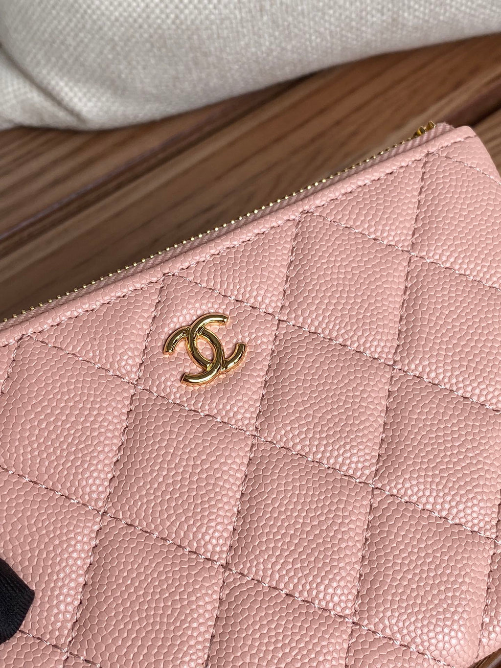 CHANEL CLASSIC SMALL 15 ZIPPED POUCH IN LIGHT PINK GRAINED CALFSKIN