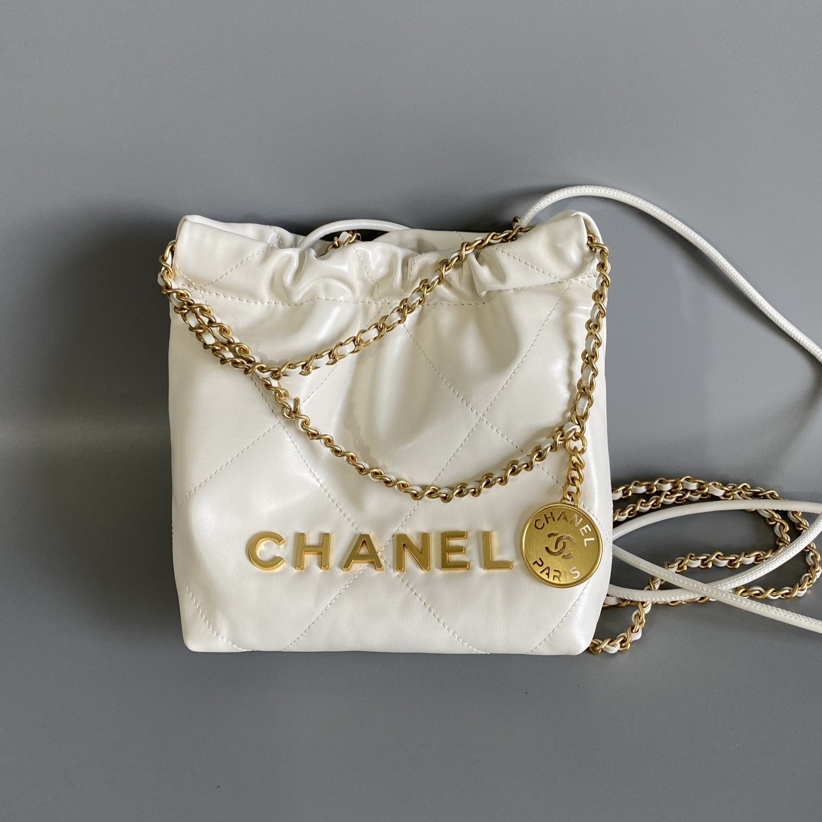 CHANEL HOBO MINI 20CM WHITE LAMBSKIN GHW