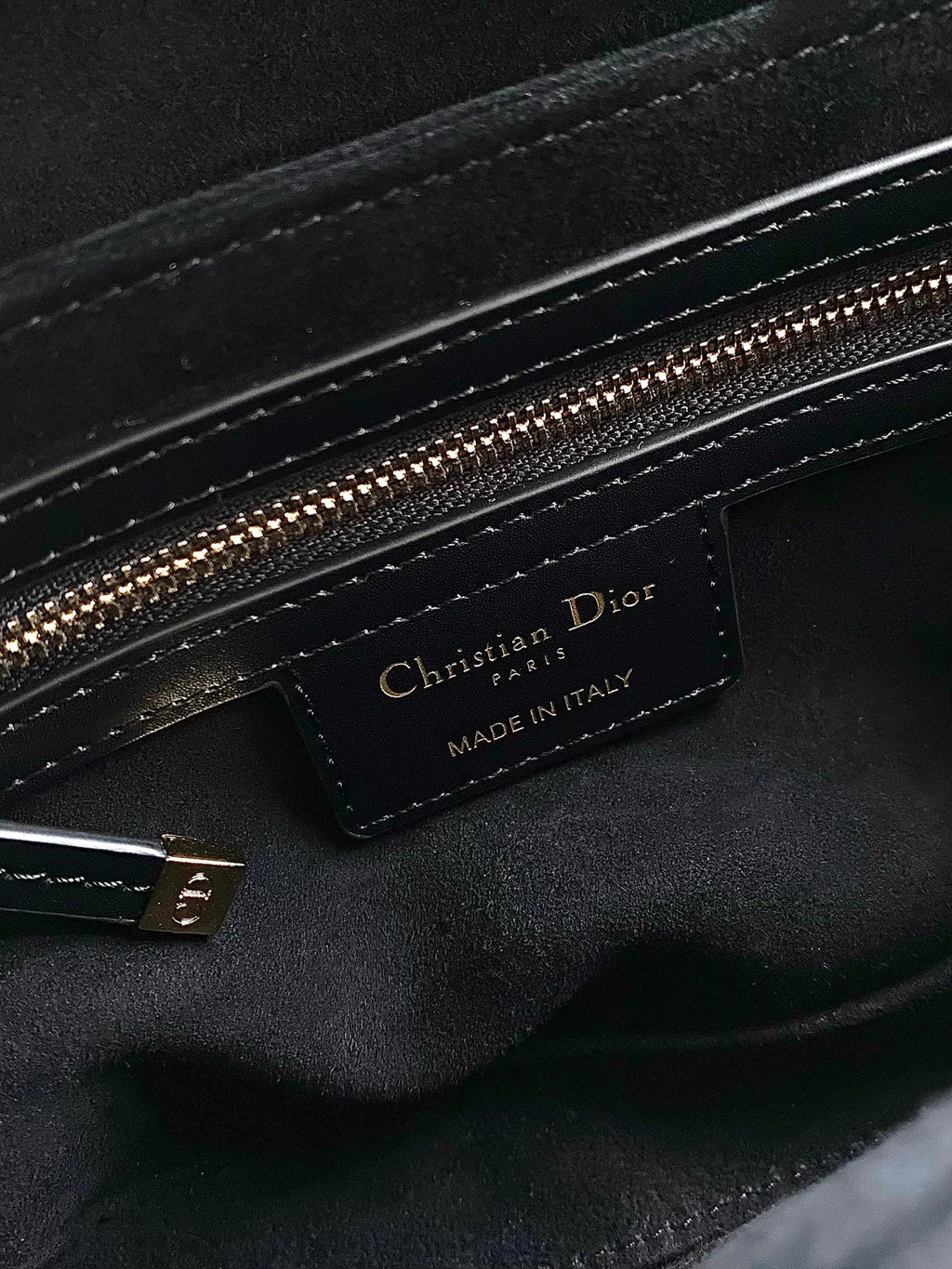 DIOR SIGNATURE HOBO 21 BAG IN BLACK CALFSKIN