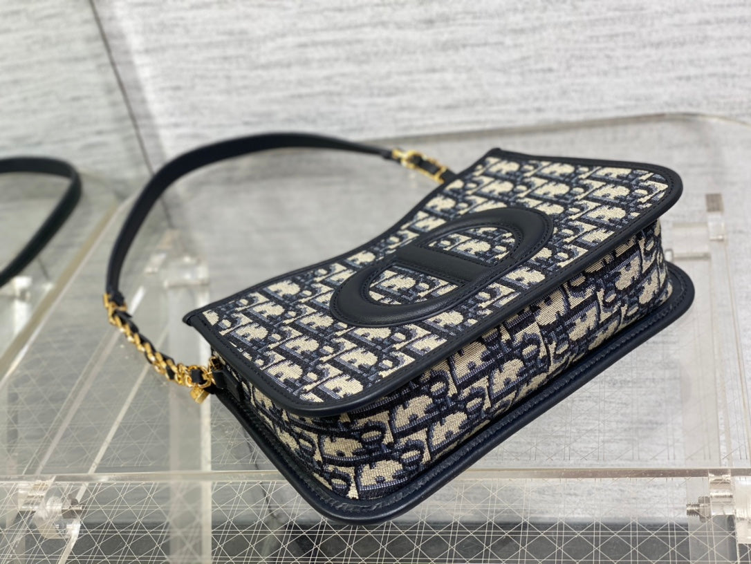 DIOR HOBO SIGNATURE 23  BAG IN BLACK BEIGE PATTERN LAMBSKIN