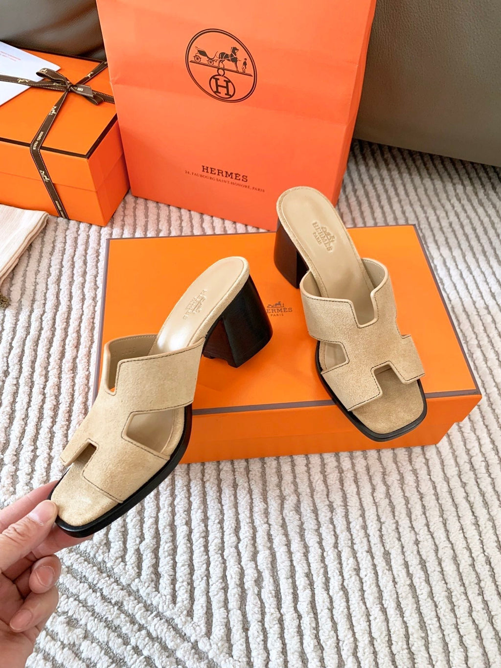 HERMES HELIA 60 SANDAL IN TUSCAN BEIGE SUEDE