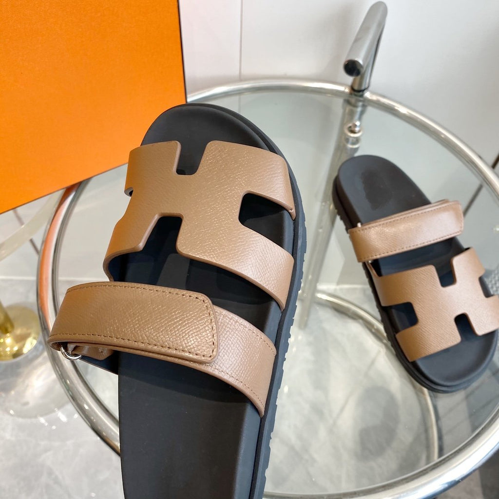 HERMES CHYPRE EPSOM Sandal brown Leather