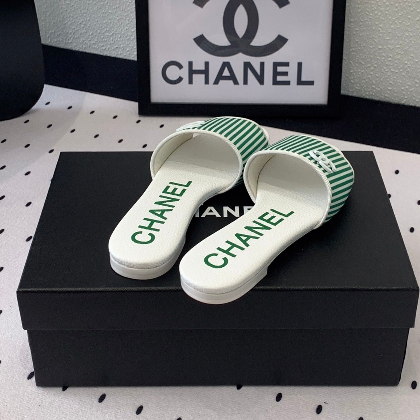 CHANEL MULES green LAMBSKIN