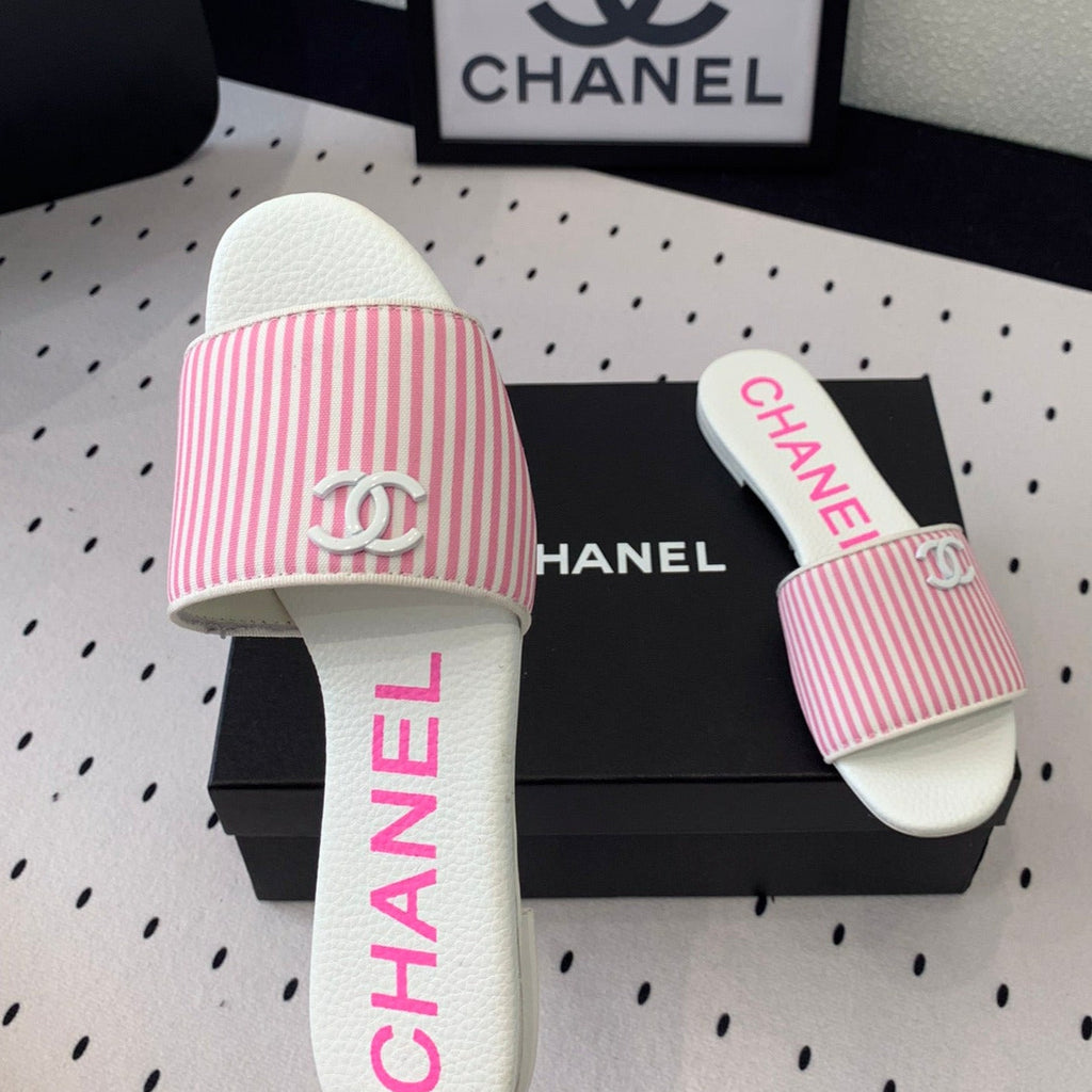 CHANEL MULES pink LAMBSKIN