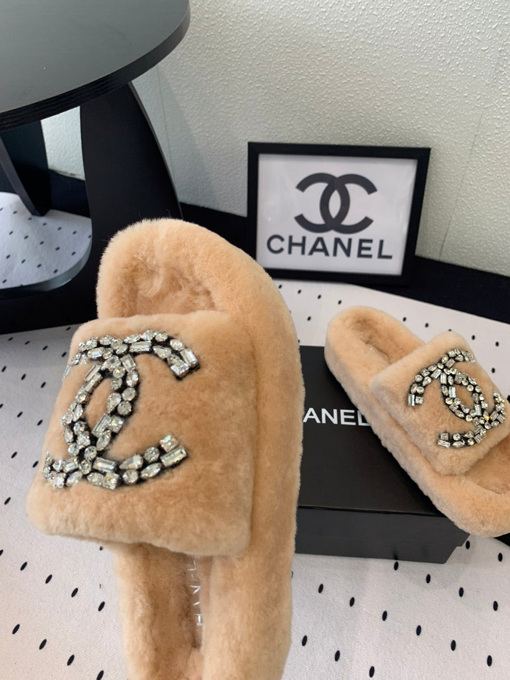 CHANEL THICK-SOLED SLIPPERS IN BRIGHT CREAM SHEEP WOOL
