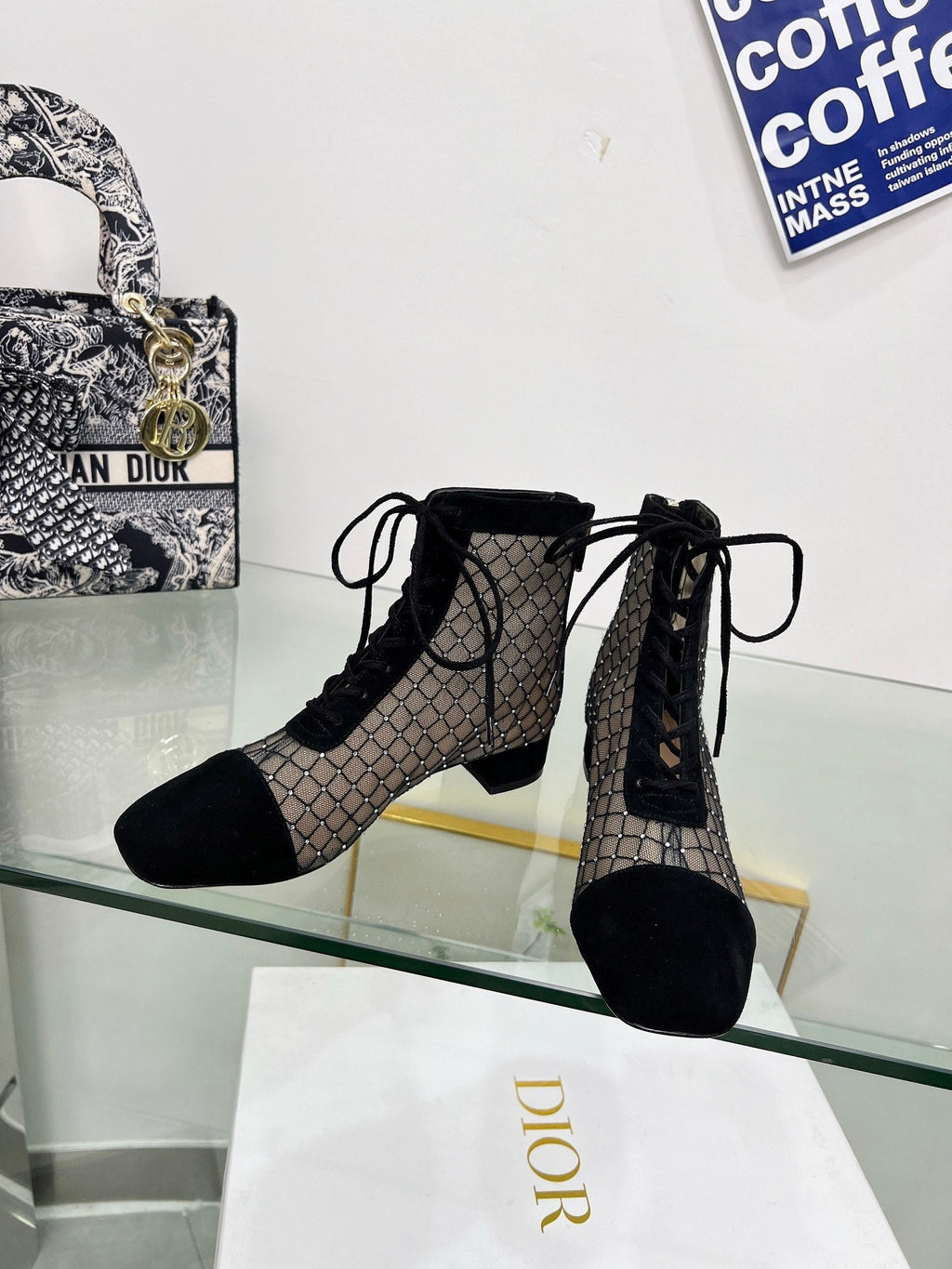 DIOR NAUGHTILY-D HEELED ANKLE BOOT IN BLACK EMBROIDERED MESH AND SUEDE 35 MM