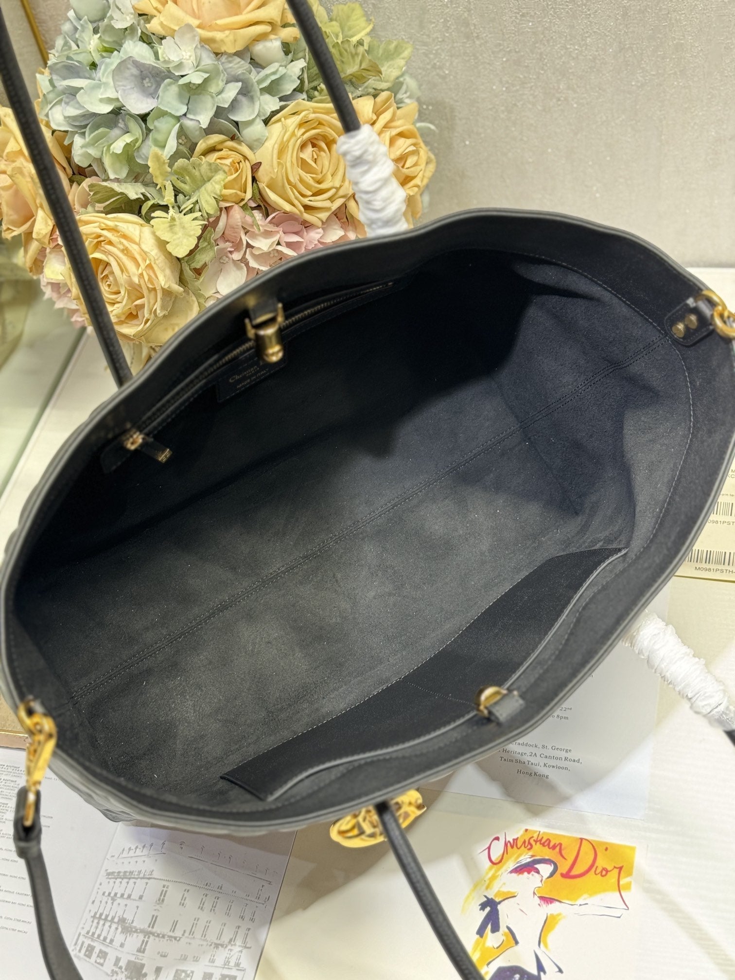 DIOR LARGE 41 TOUJOURS BAG IN BLACK MACROCANNAGE LAMBSKIN