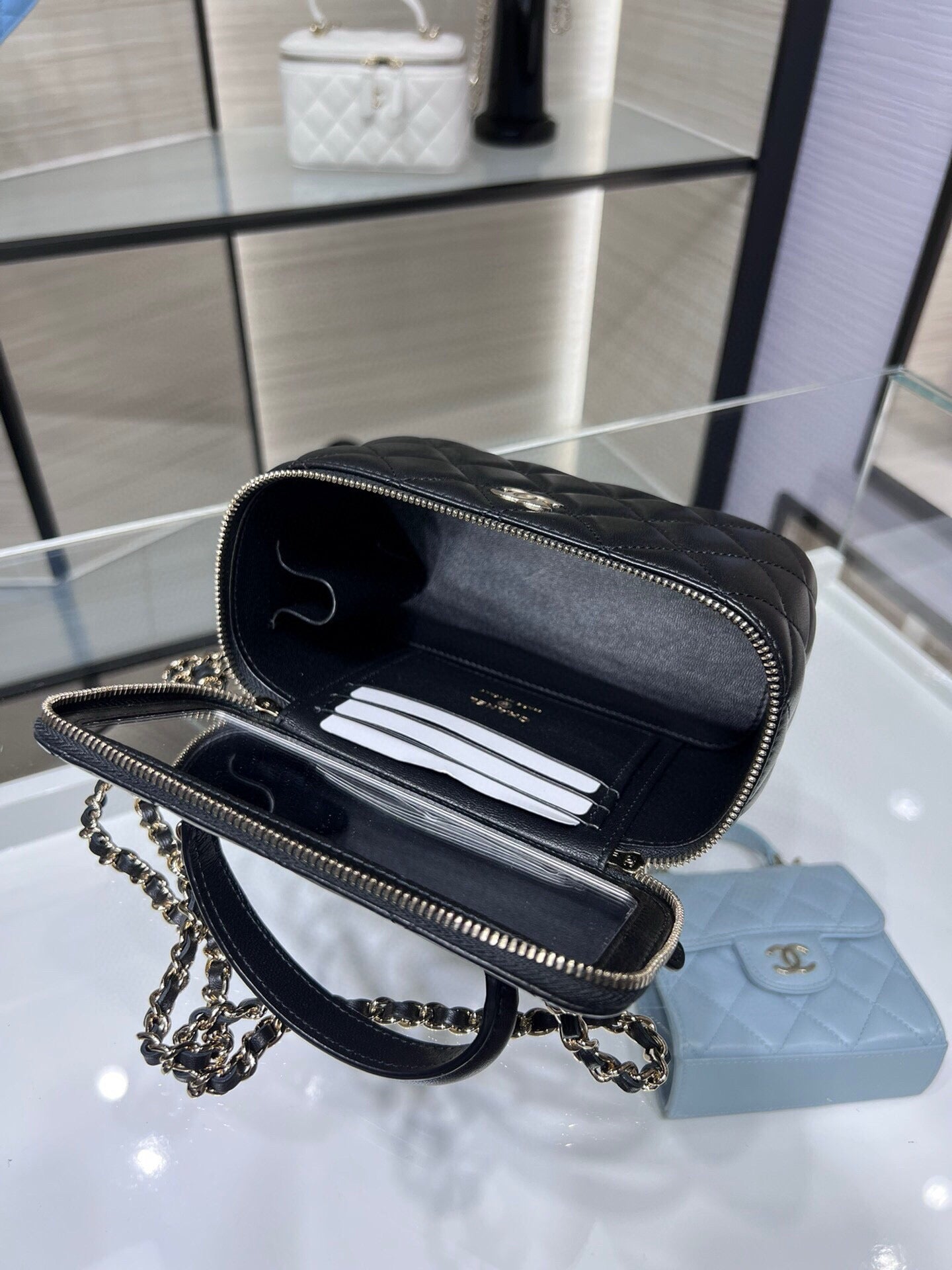 CHANEL VANITY 17 TOP HANDLE IN BLACK QUILTED LAMBSKIN GOLD HARDWARE