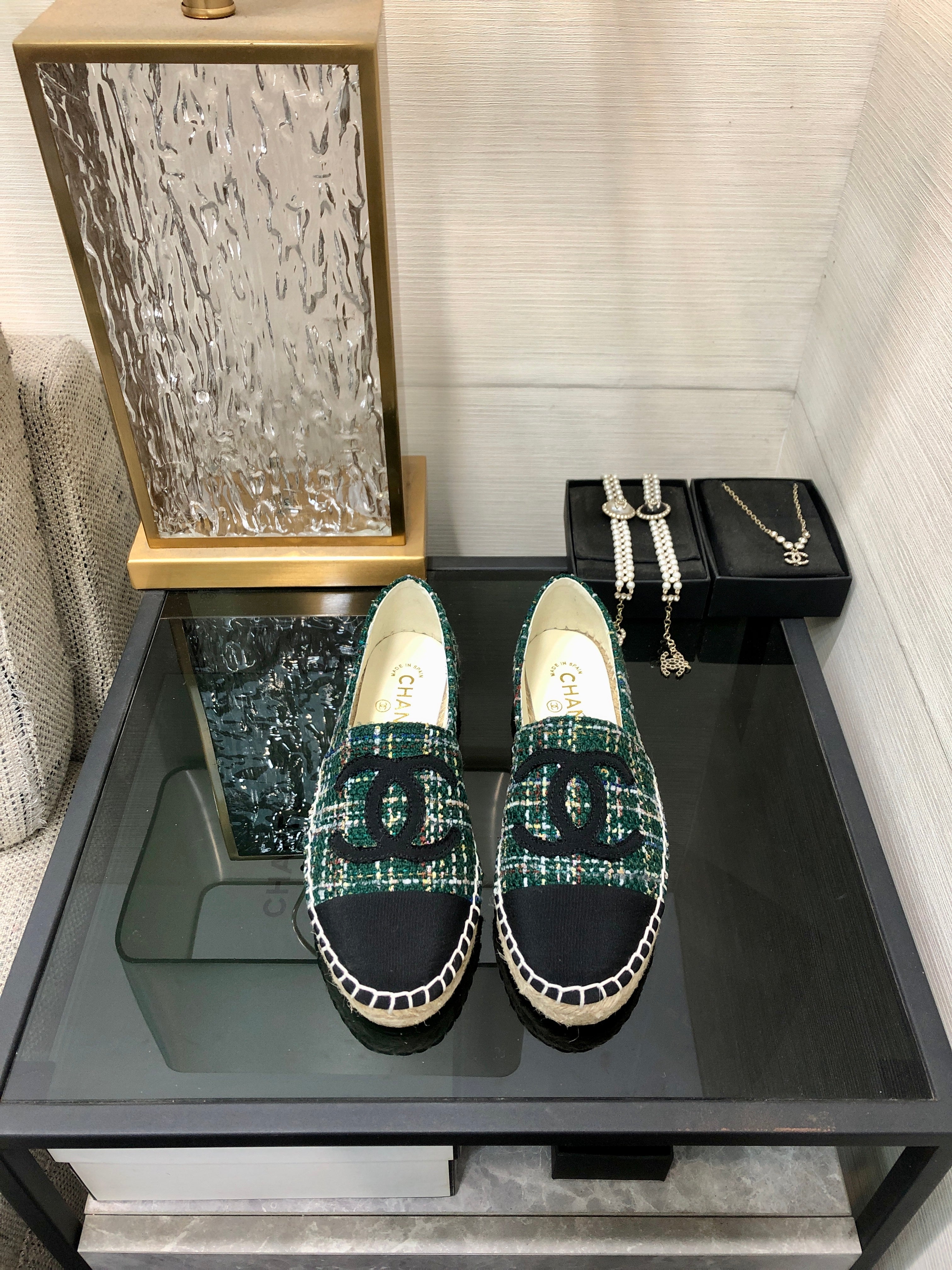 CHANEL ESPADRILLE FOREST GREEN TWEED FABRIC AND BLACK CALFSKIN FLATS