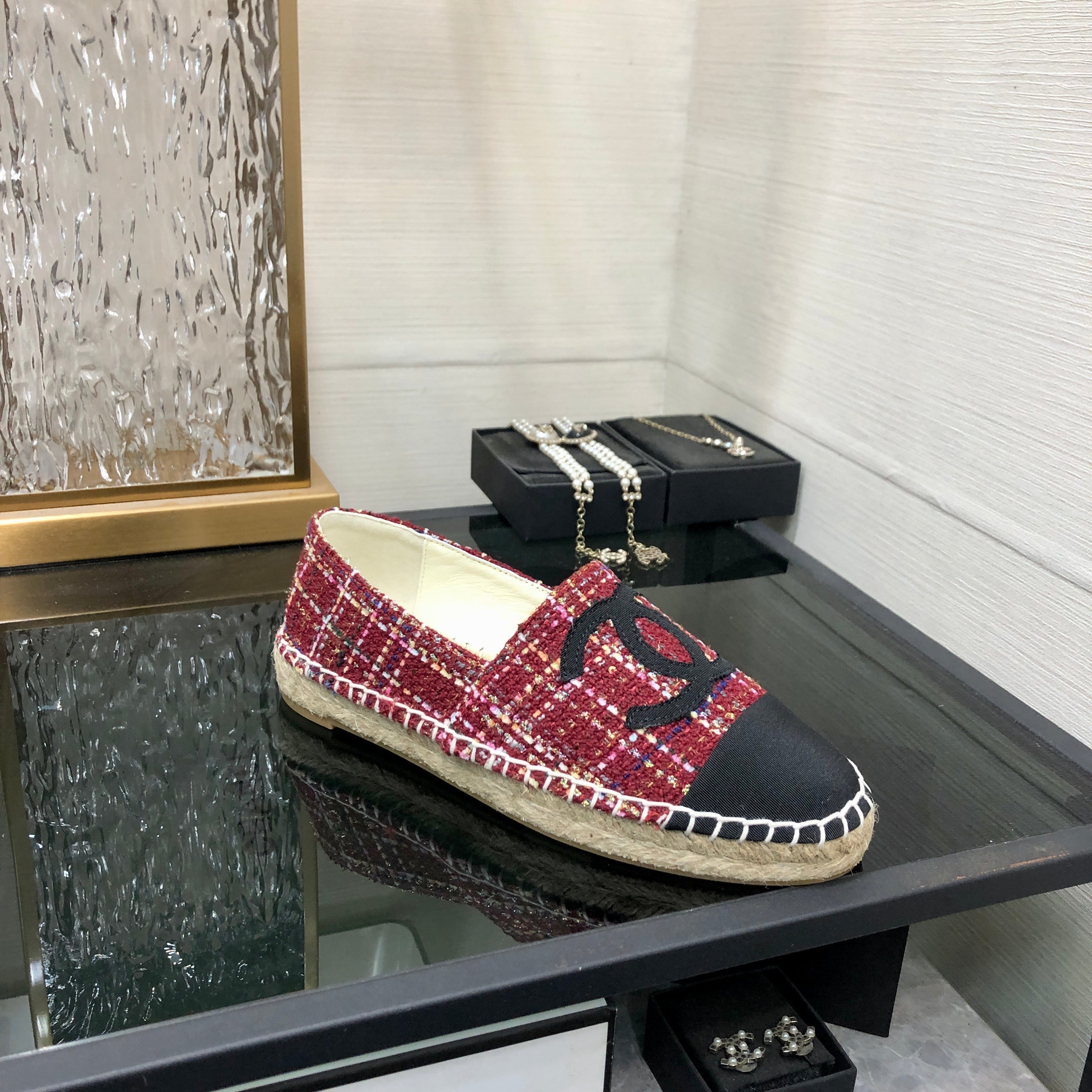 CHANEL ESPADRILLE BLACK MIX CRIMSON RED TWEED FABRIC FLATS