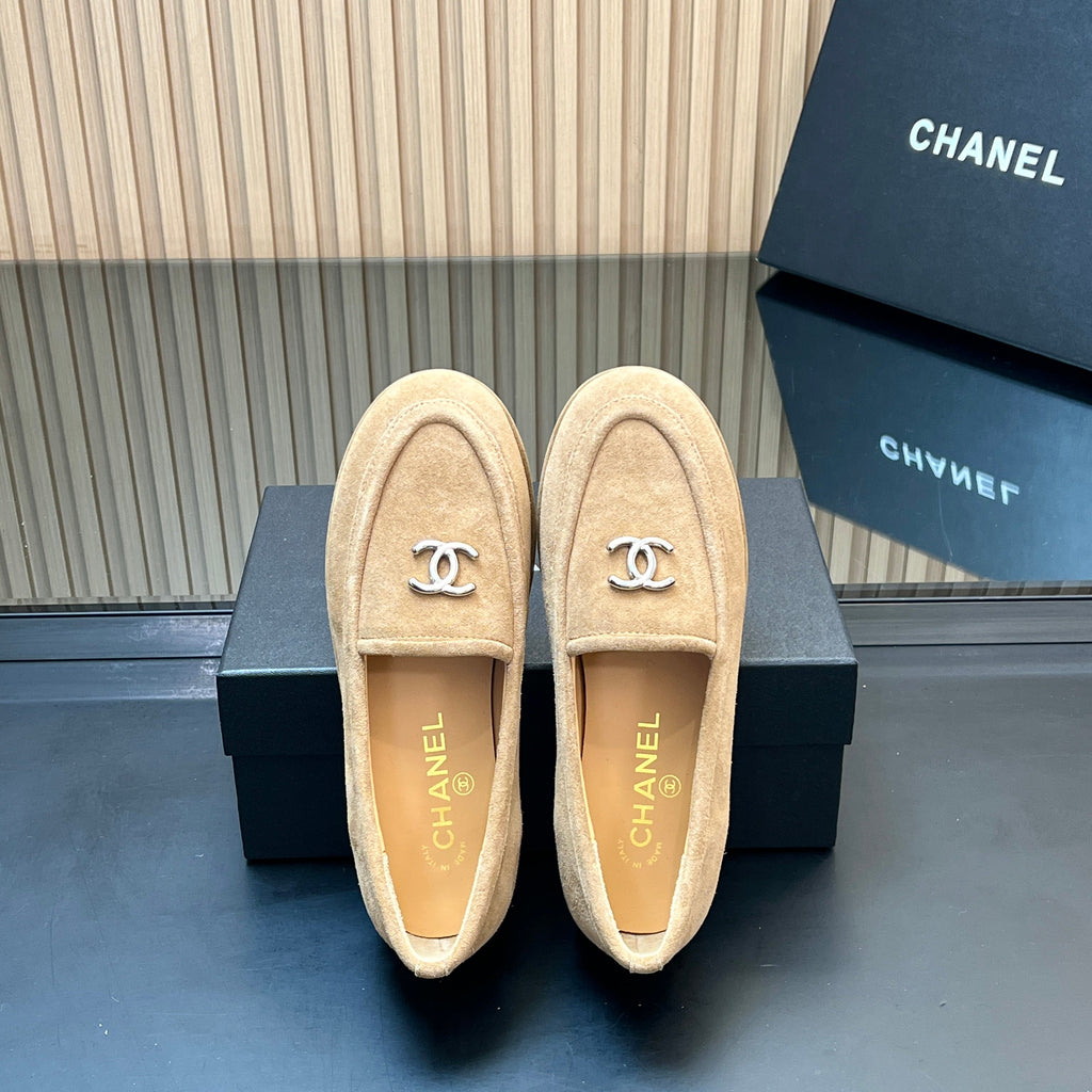 CHANEL 25S TEDDY LOAFER 15MM IN LIGHT BROWN SUEDE SILVER HARDWRE
