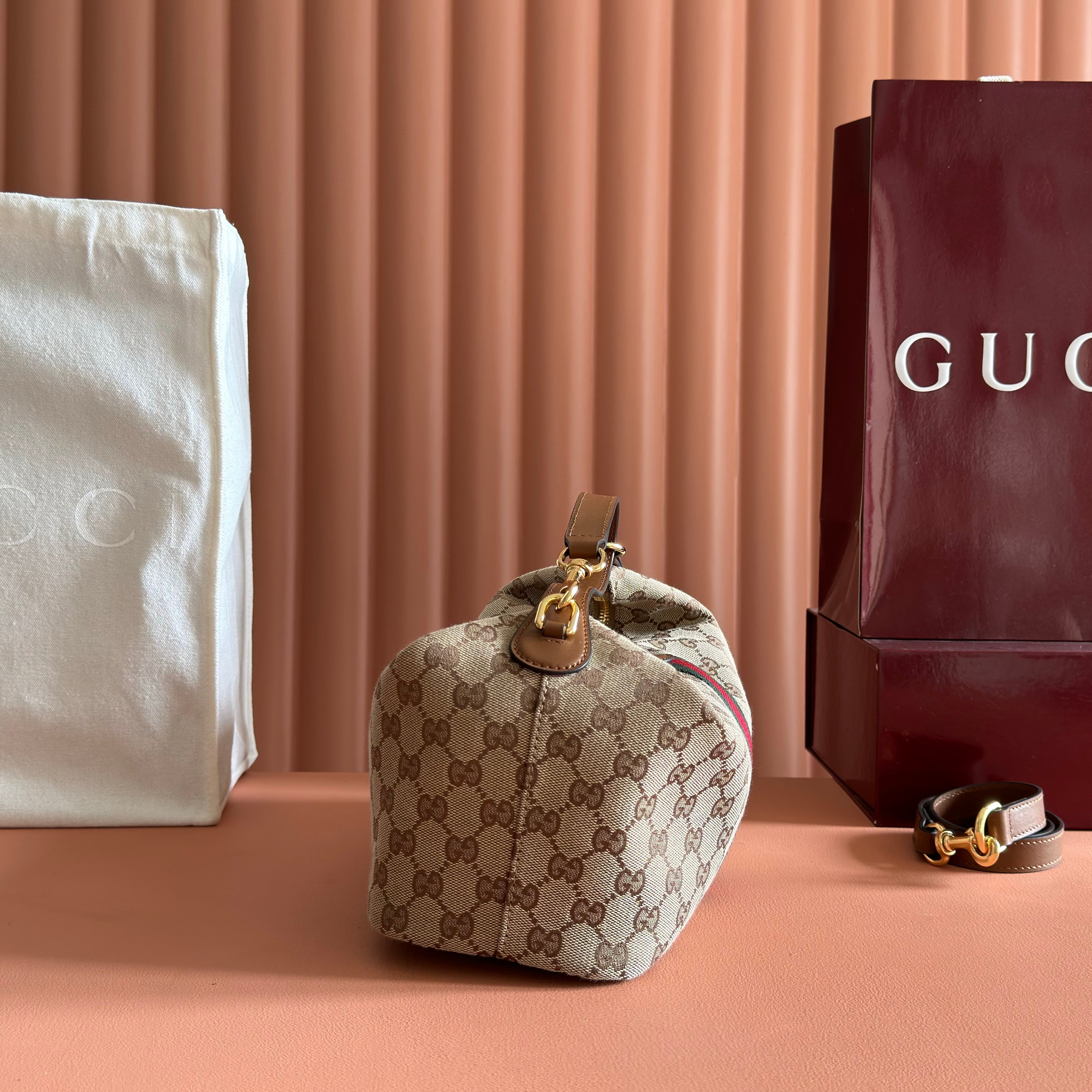 GUCCI 26S GIGLIO TOP HANDLE BAG 27 IN WARM BEIGE AND BROWN CANVAS